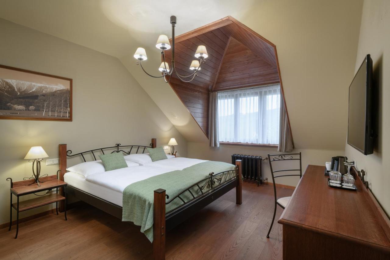 Resort Sobotín Eksteriør billede